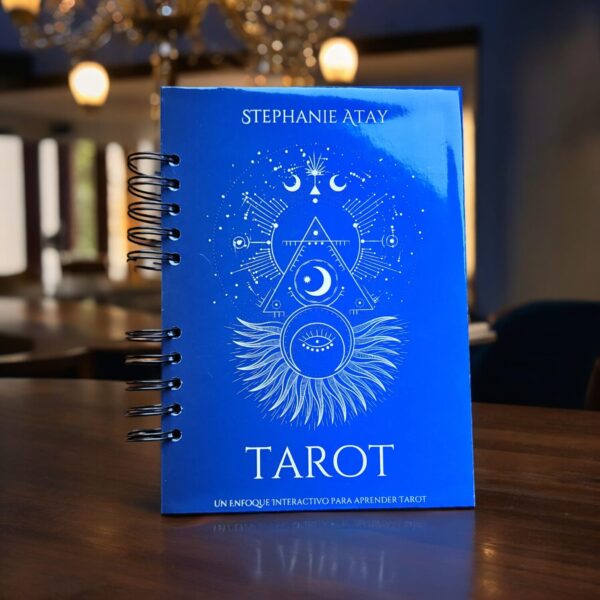 Tarot: "Un Enfoque Interactivo para aprender Tarot"